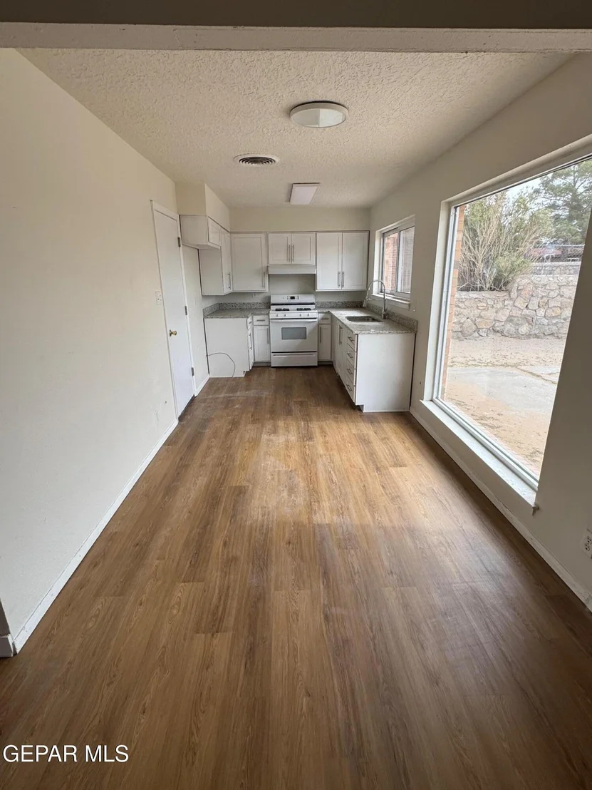 Photo of 2612 DAN SIKES Drive