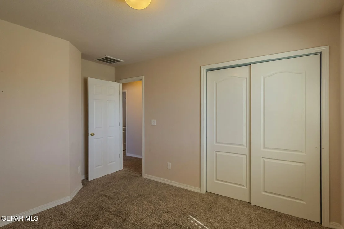 Photo of 795 PIXTON Road