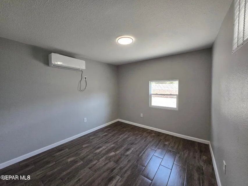 Photo of 205 WOOLDRIDGE Drive