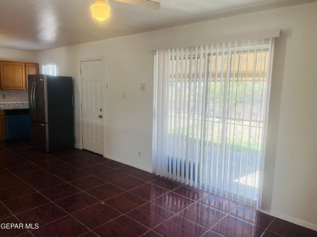 Photo of 10364 WINDSOR Drive