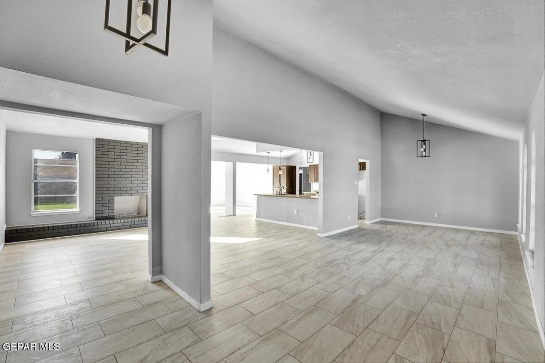Photo of 3709 ROSLYN Drive