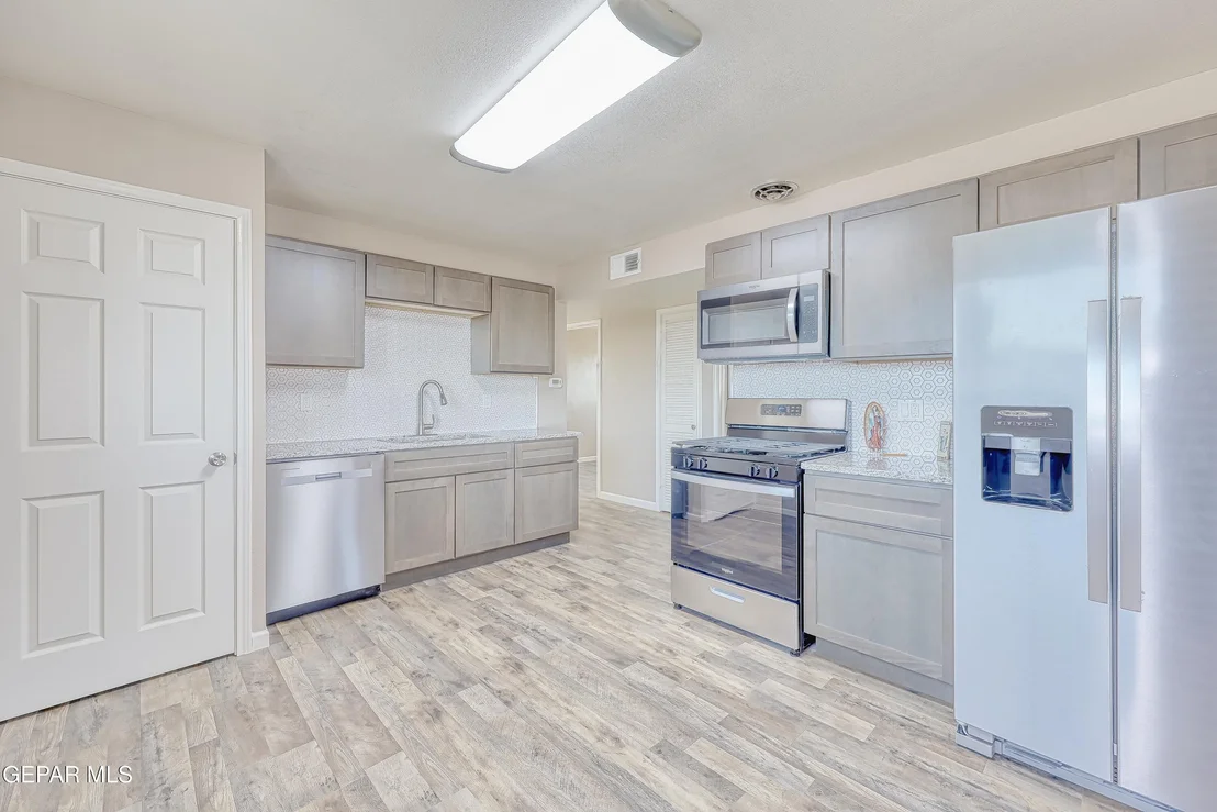 Photo of 7212 RATON Drive