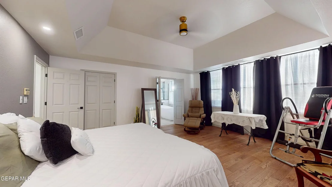 Photo of 5645 BUCKLEY