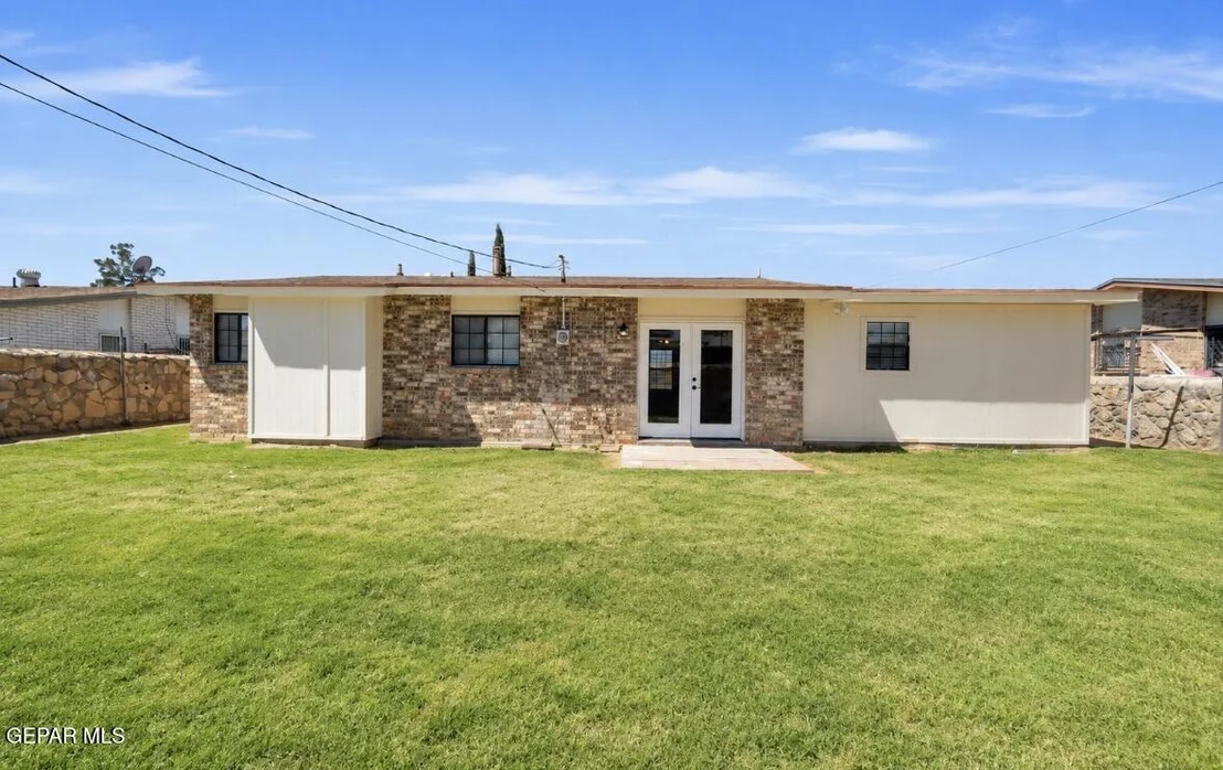 Photo of 404 ROCCA Lane