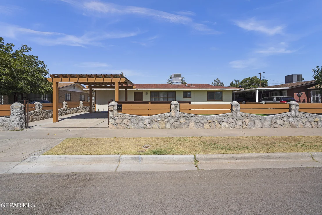 Photo of 9132 MOUNT ETNA Drive
