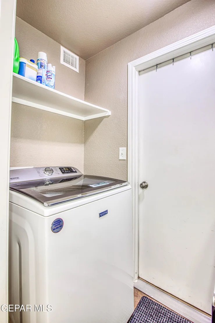 Photo of 6200 KENNETH CAPSHAW Place