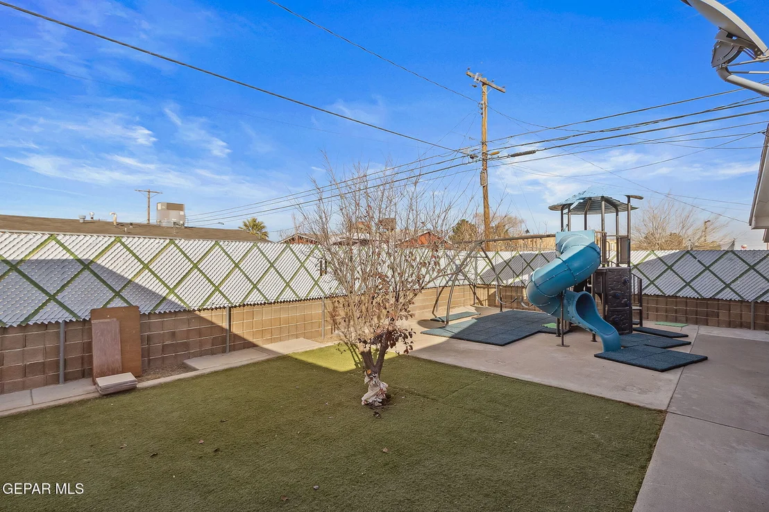 Photo of 5713 ORLANDO Avenue