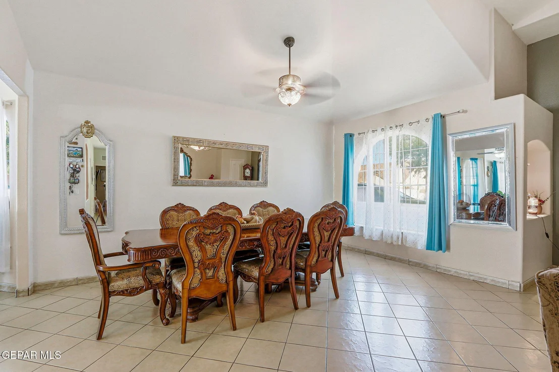 Photo of 411 BURKETT Drive
