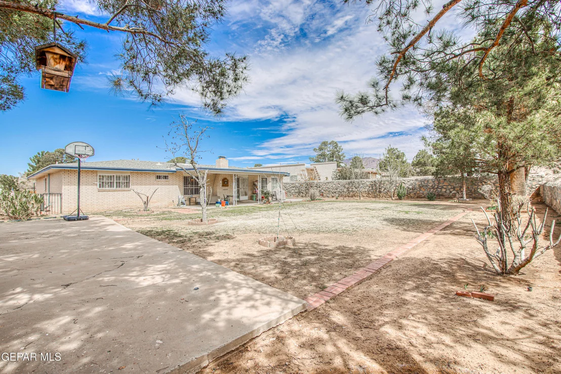 Photo of 7140 Ramada Drive
