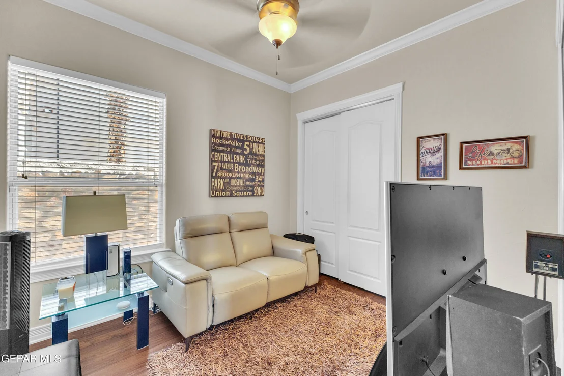 Photo of 1237 CALLE LAGO