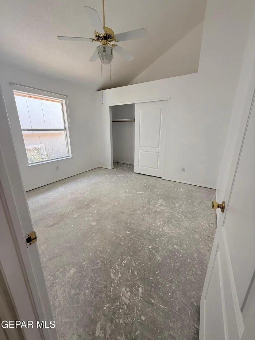 Photo of 6840 RIDGE TOP Drive