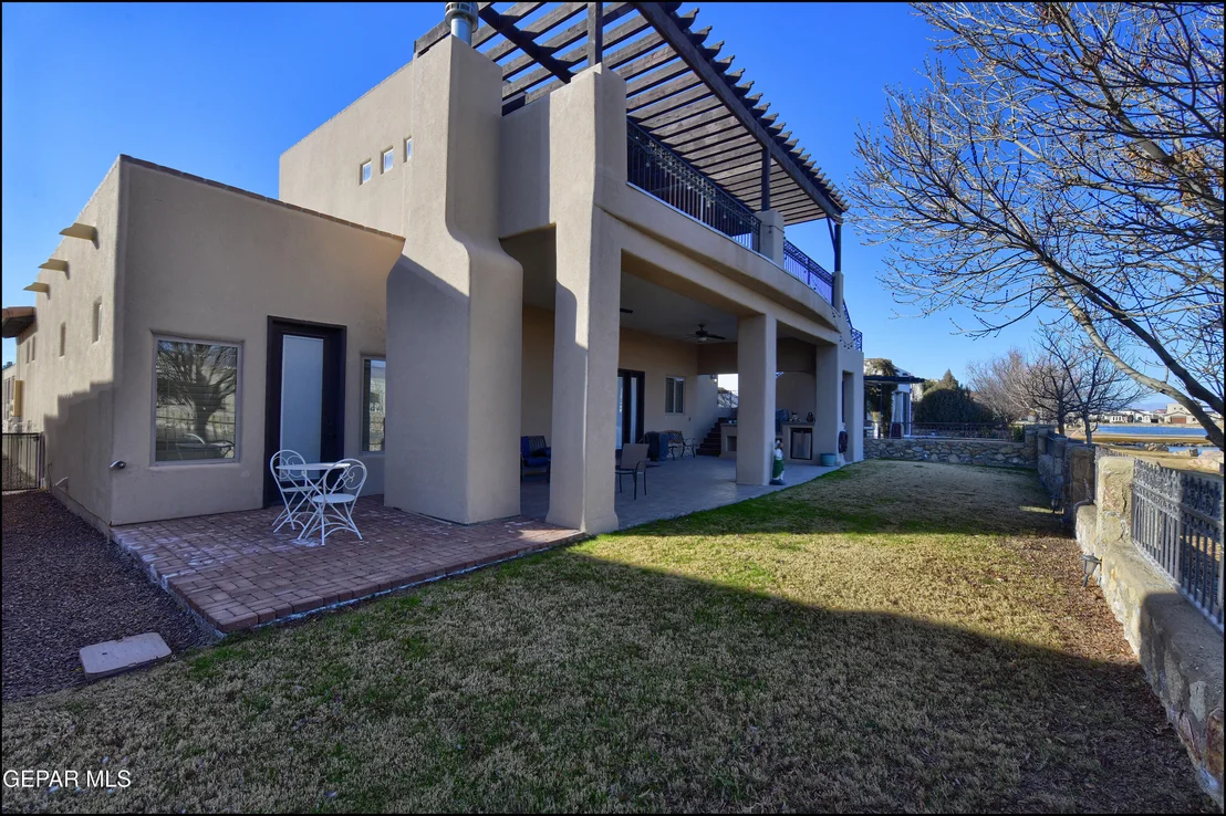 Photo of 5536 RIVER RUN Street