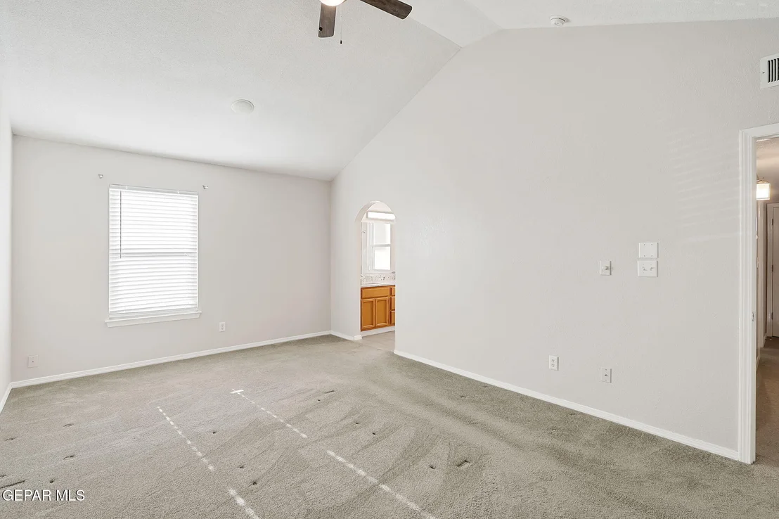 Photo of 601 Kearney Way