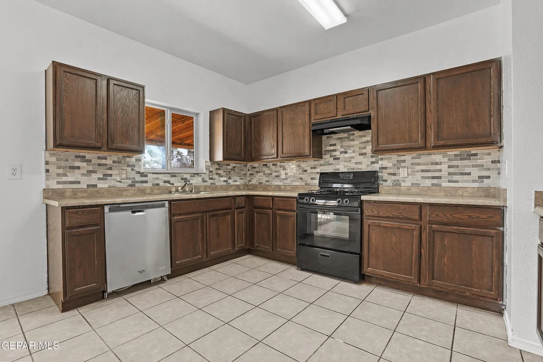Photo of 11736 JIM WEBB Drive