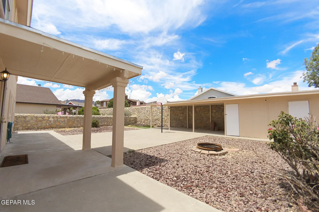 Photo of 5021 BALLINGER Drive