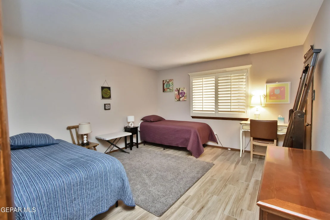 Photo of 308 Stotts Avenue