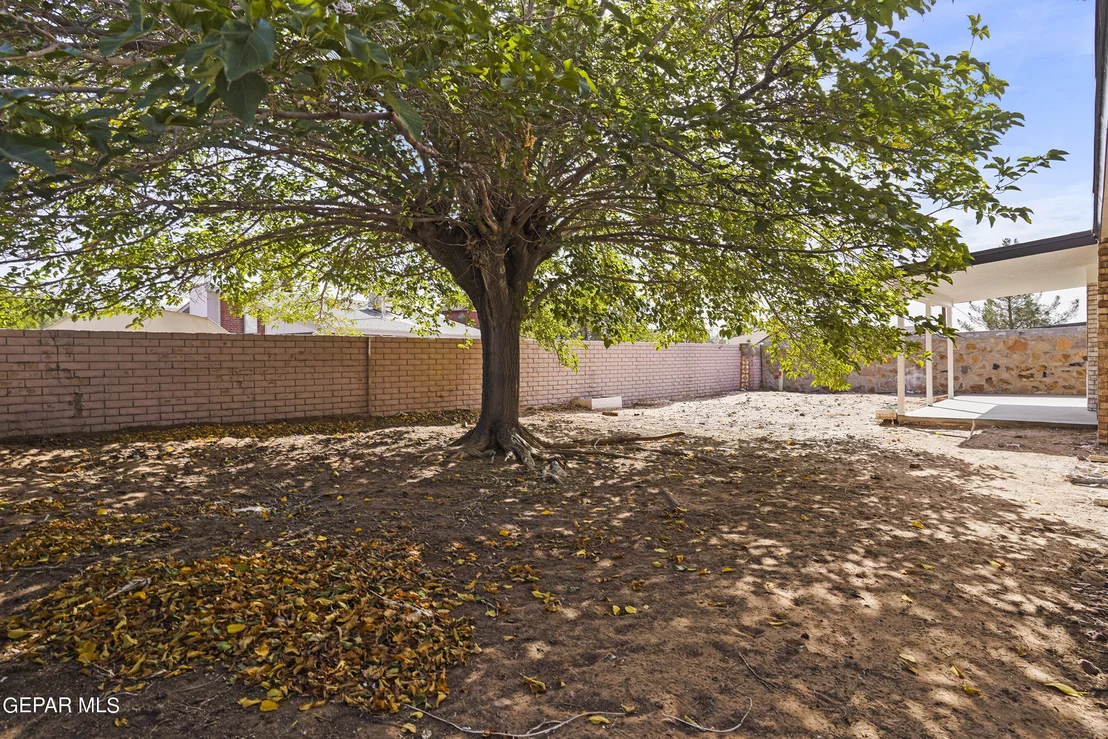 Photo of 936 ONEIDA Drive