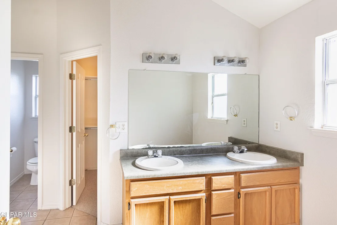 Photo of 12172 Sun Arbor Place