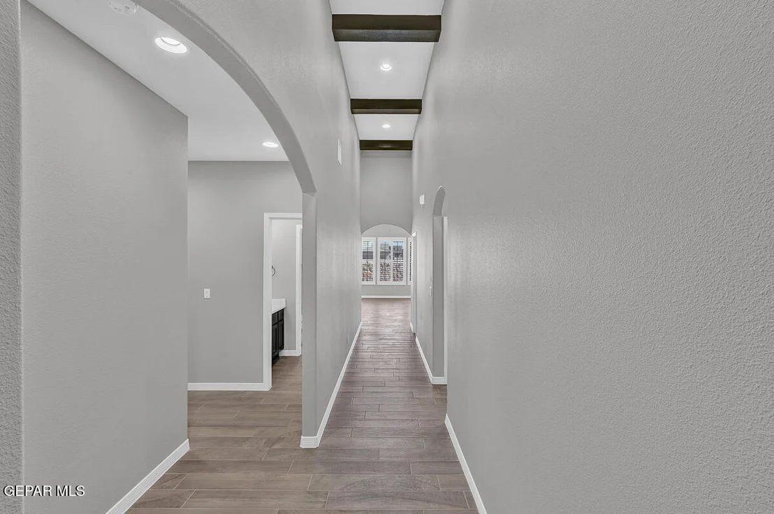 Photo of 913 Bilton Place