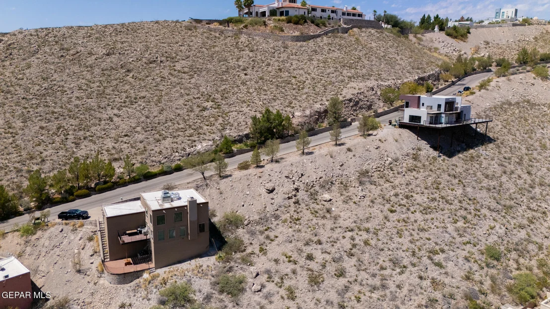 Photo of 8 SIERRA CREST Drive