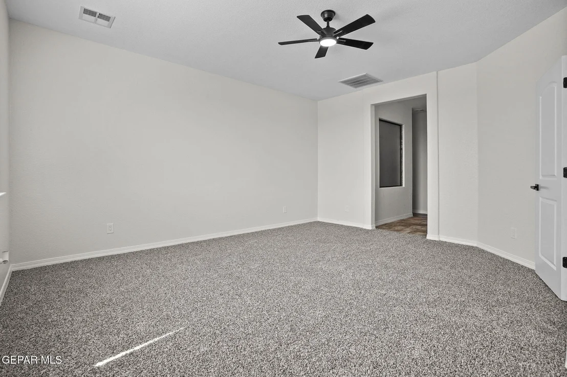 Photo of 6012 HIDDEN ACRES Drive