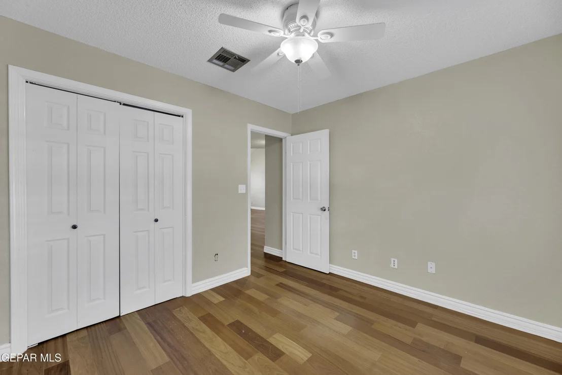 Photo of 2021 GREENLEE Drive