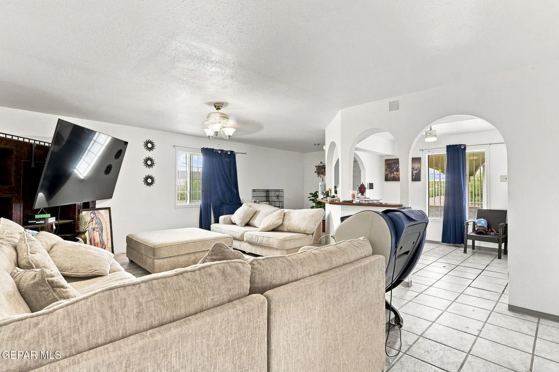 Photo of 8621 REMINGTON Drive