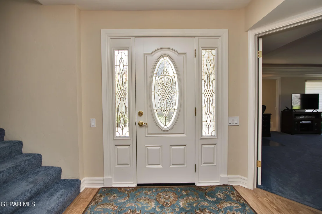 Photo of 517 Stonebluff Road