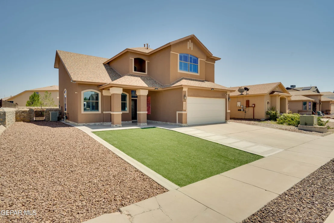 Photo of 3132 Lookout Point Drive