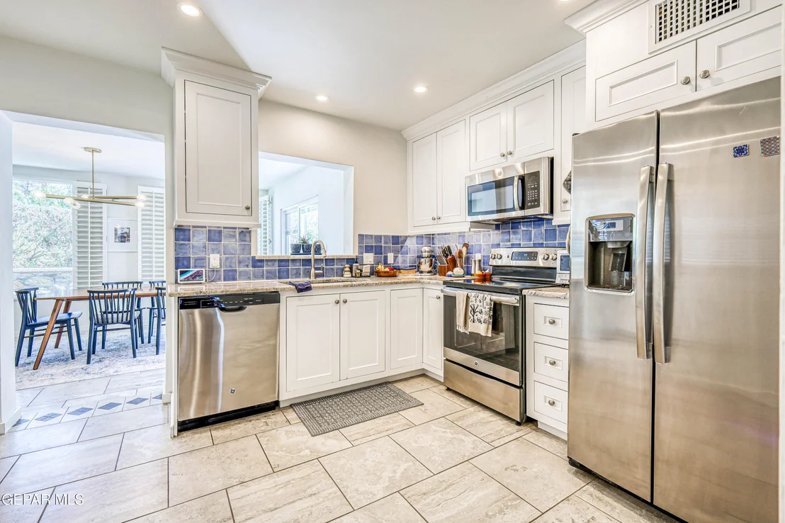 Photo of 2304 FLORENCE