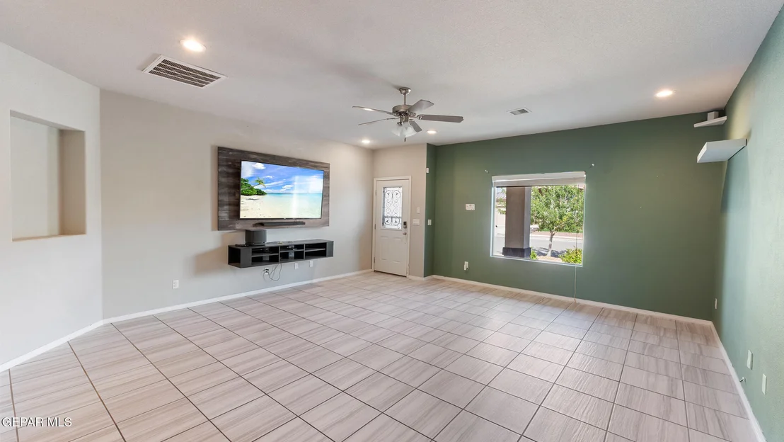 Photo of 965 PENRITH Street