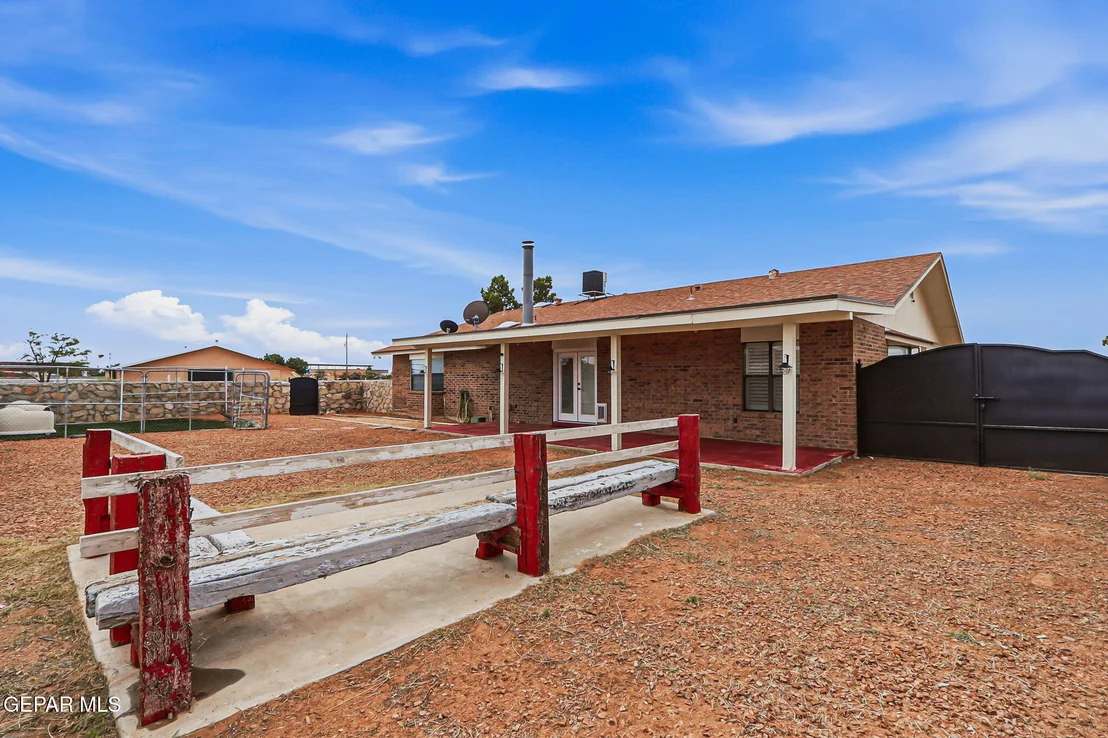 Photo of 6375 DESERT WILLOW Drive