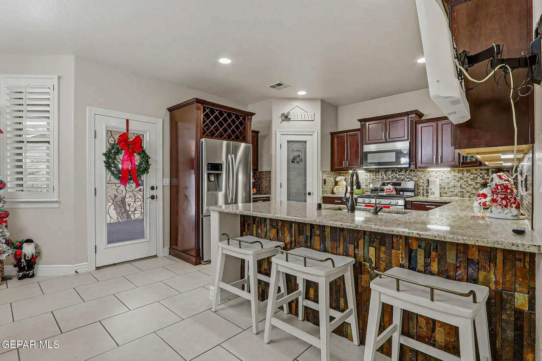 Photo of 1133 MARATHON Place