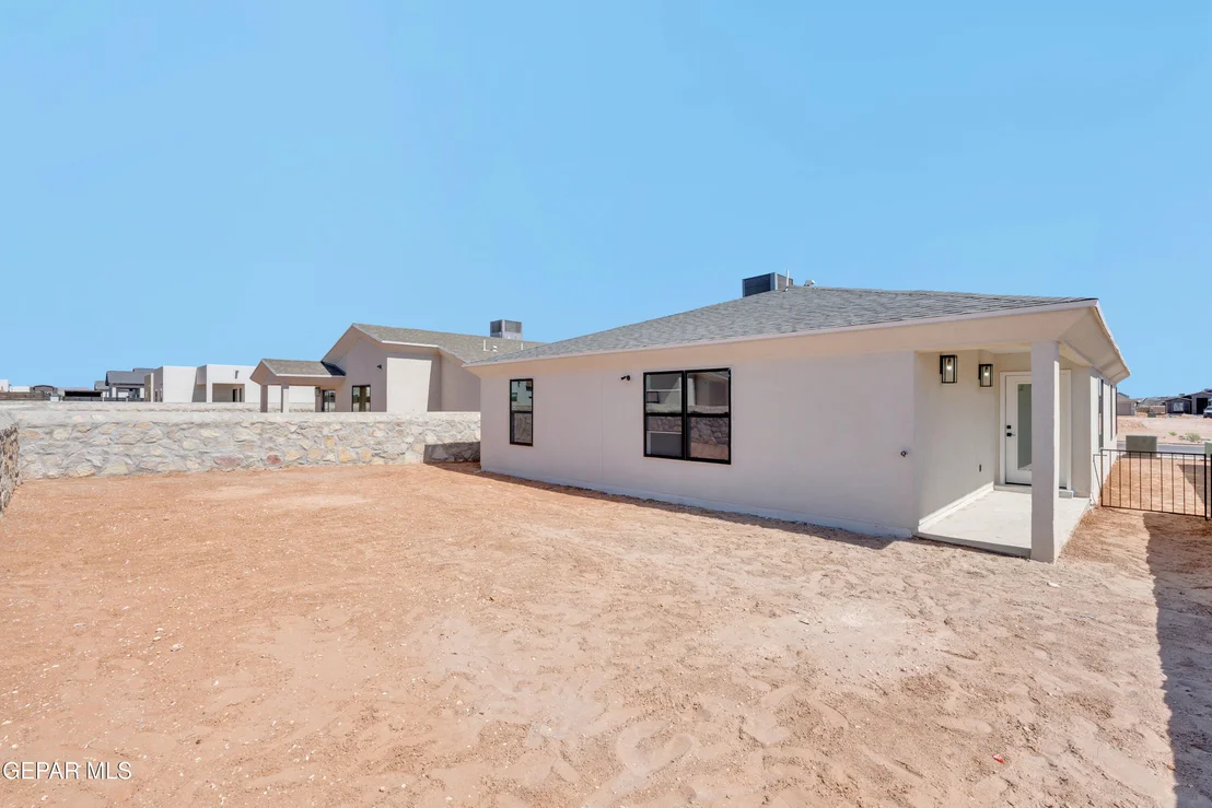Photo of 3816 Perspective Street