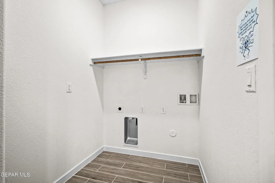 Photo of 7553 Enchanted Point Drive