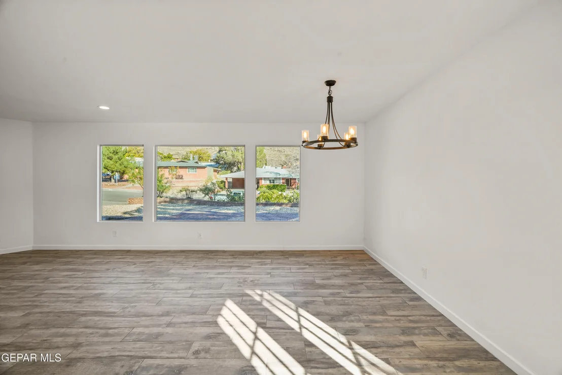 Photo of 4401 BUCKINGHAM Drive