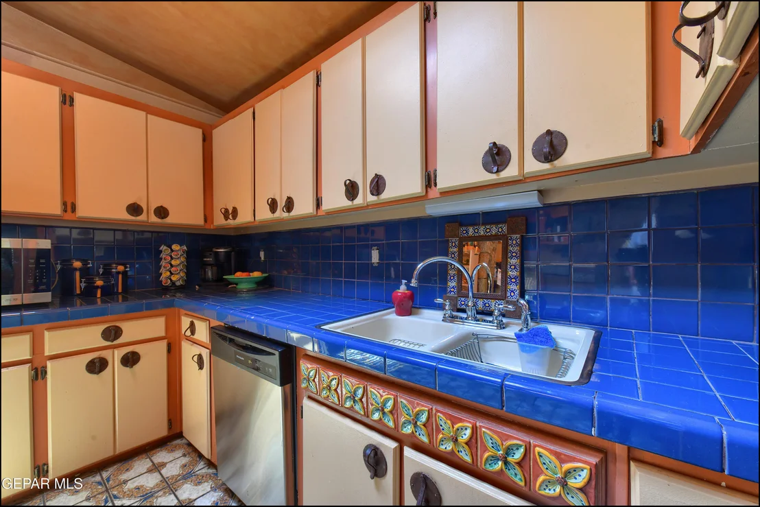 Photo of 4204 EMORY Road