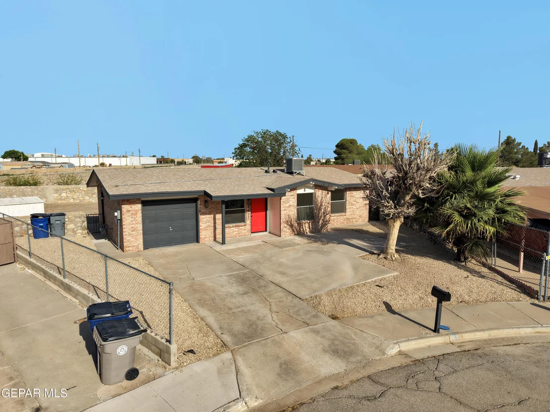 Photo of 8827 CLAVEL Drive