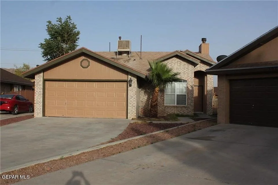 Photo of 394 BRILL Circle