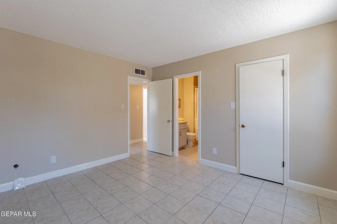 Photo of 3011 Eads Place