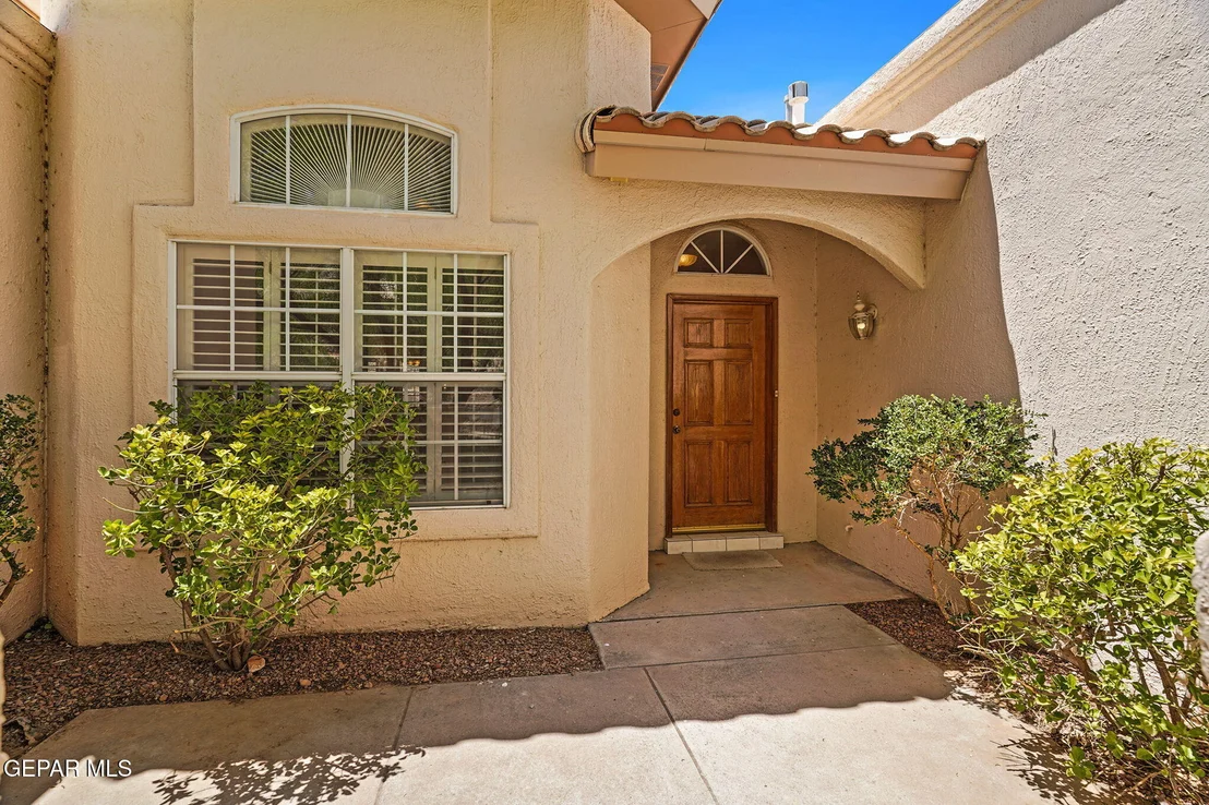 Photo of 6290 LOS BANCOS Drive