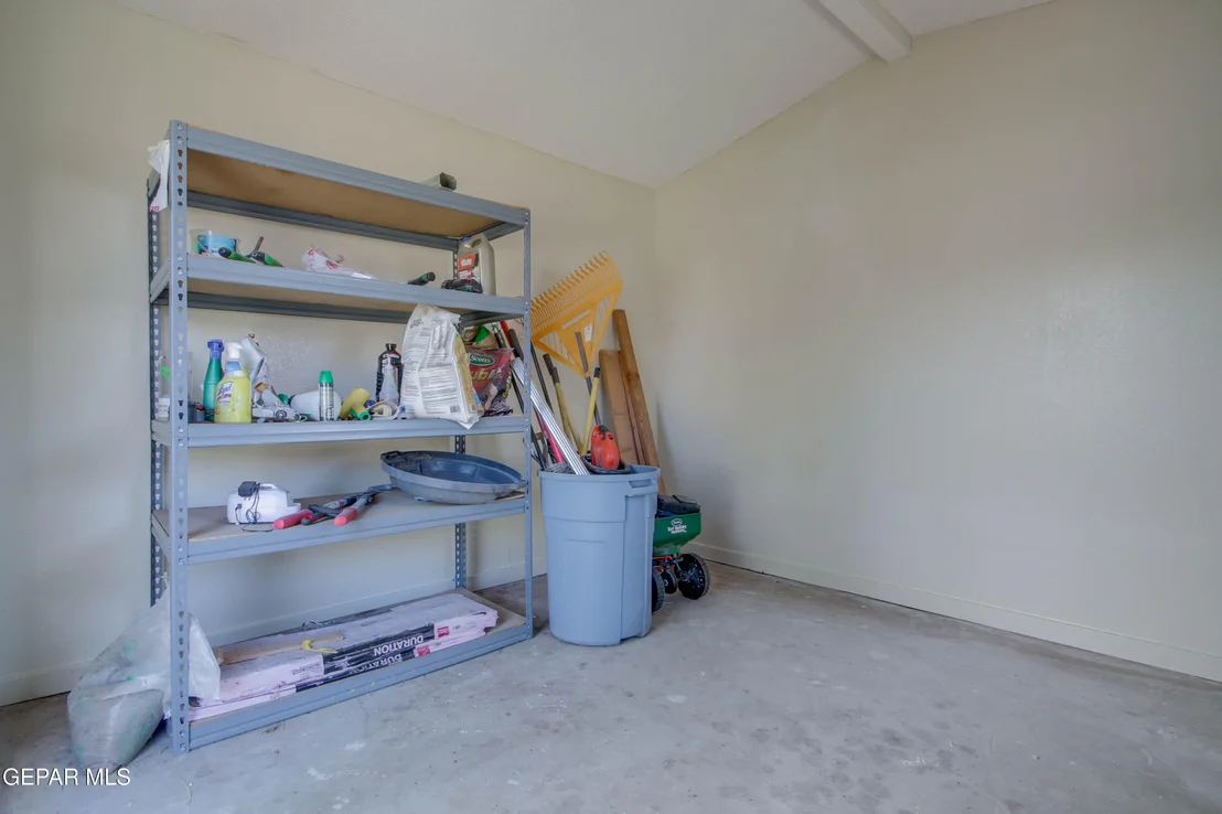 Photo of 5649 LONGVIEW Circle
