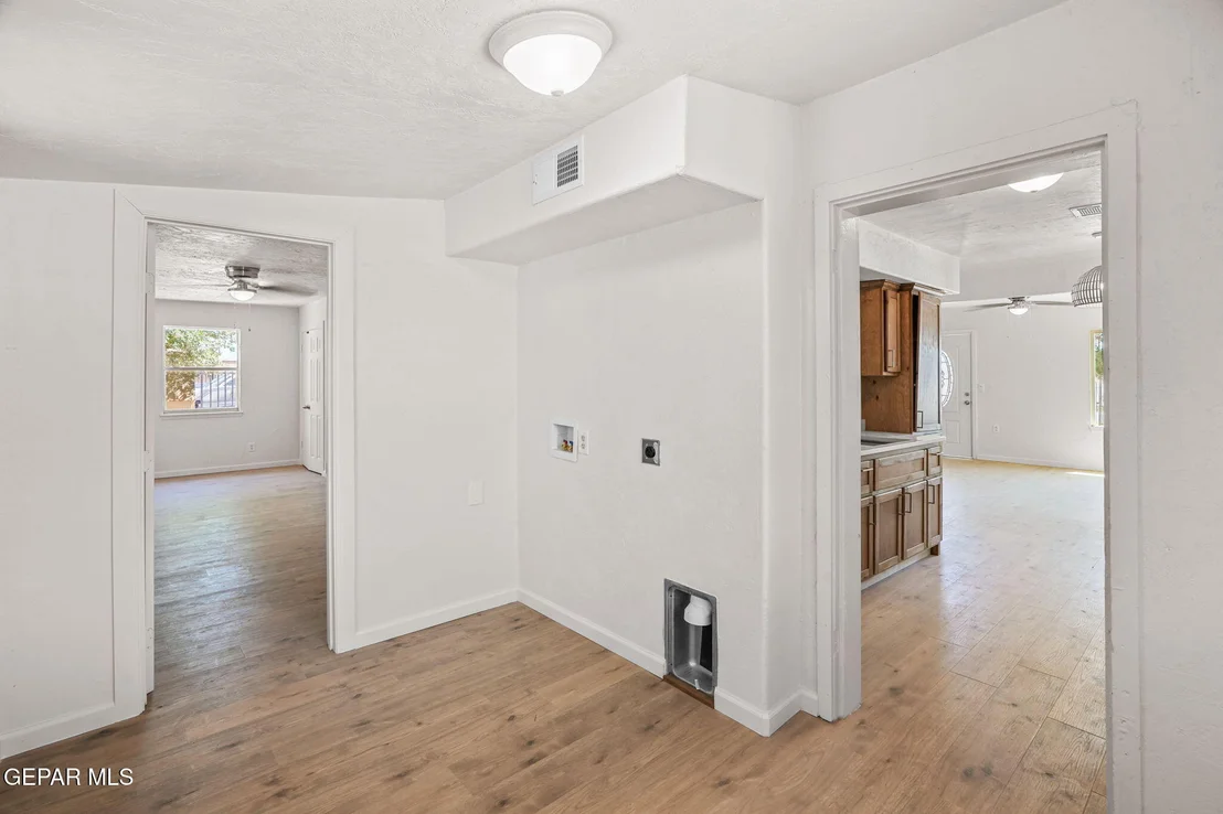 Photo of 7113 Dale Road