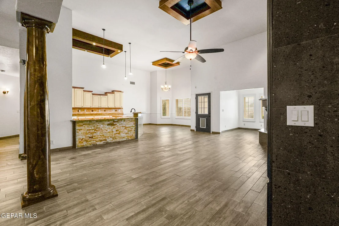 Photo of 651 Simon Court
