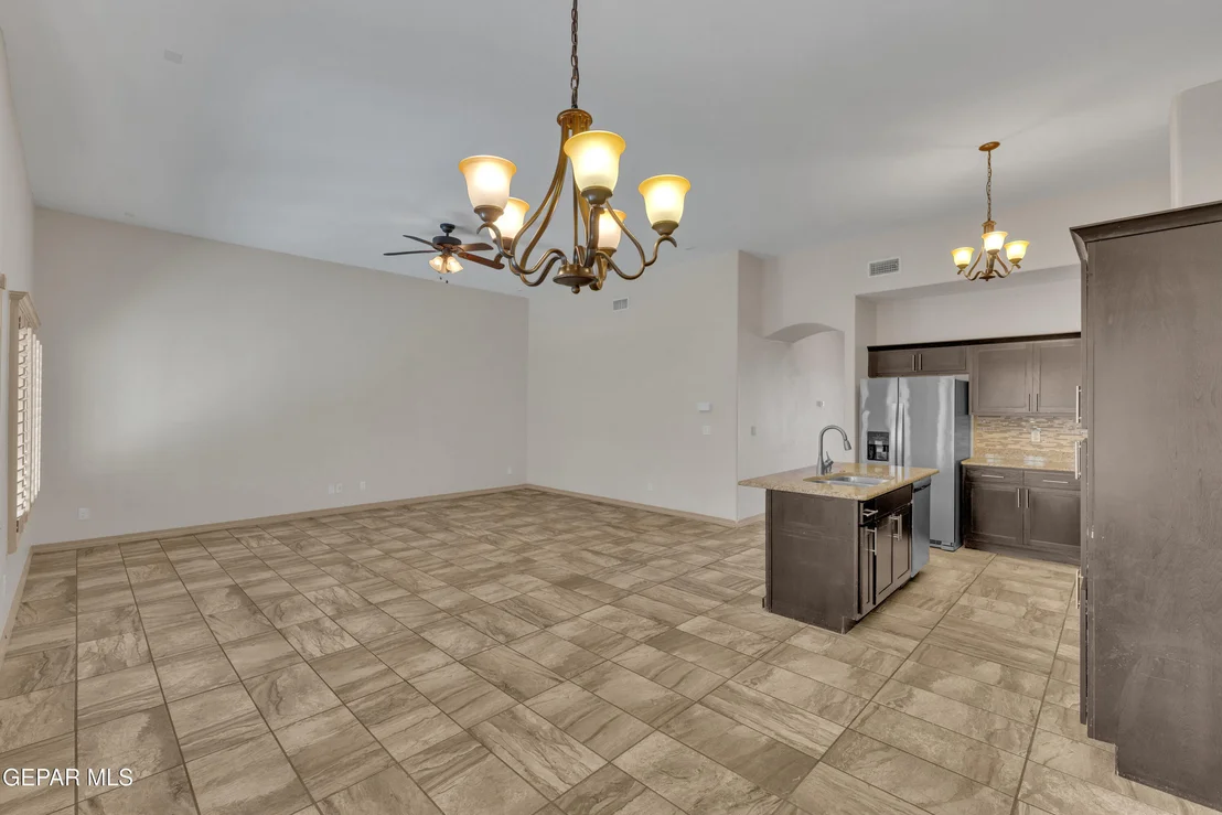 Photo of 7812 ENCHANTED VIEW Drive