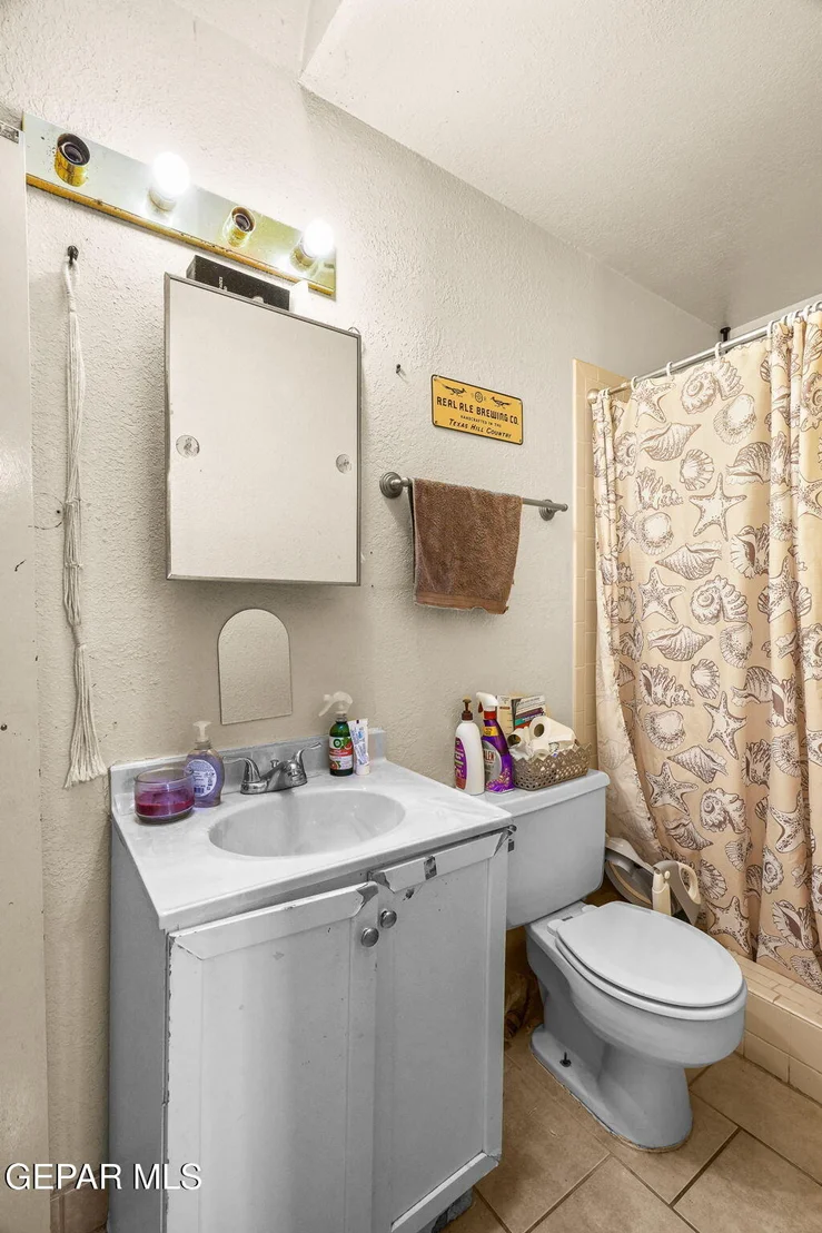 Photo of Unit ABC at 3621 Taylor Avenue