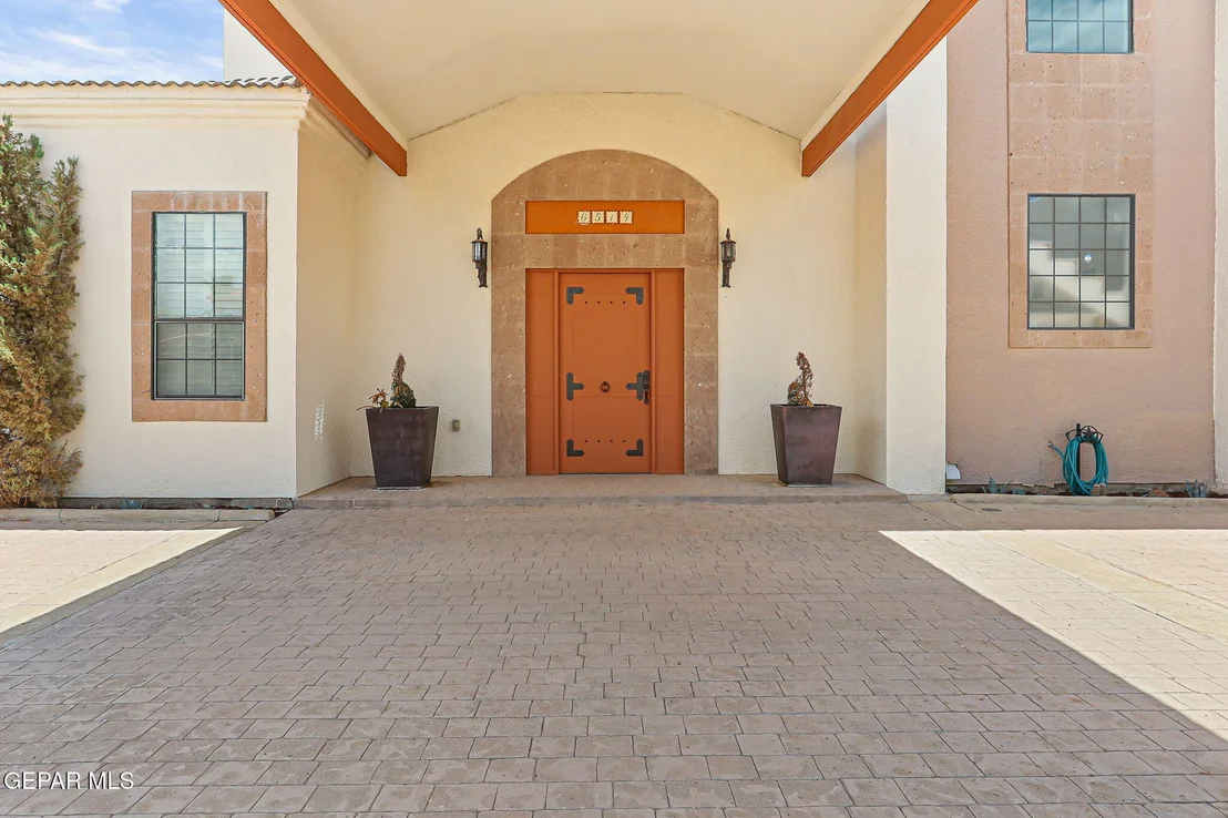 Photo of 6514 Franklin Cove Place