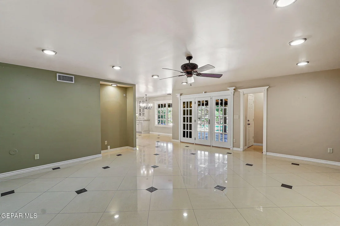 Photo of 3934 Emory rd Road