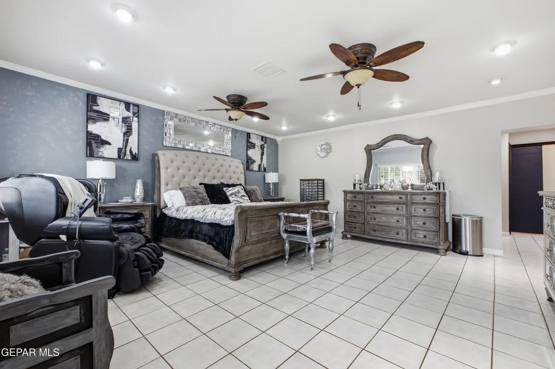 Photo of 7359 FRANKLIN Drive