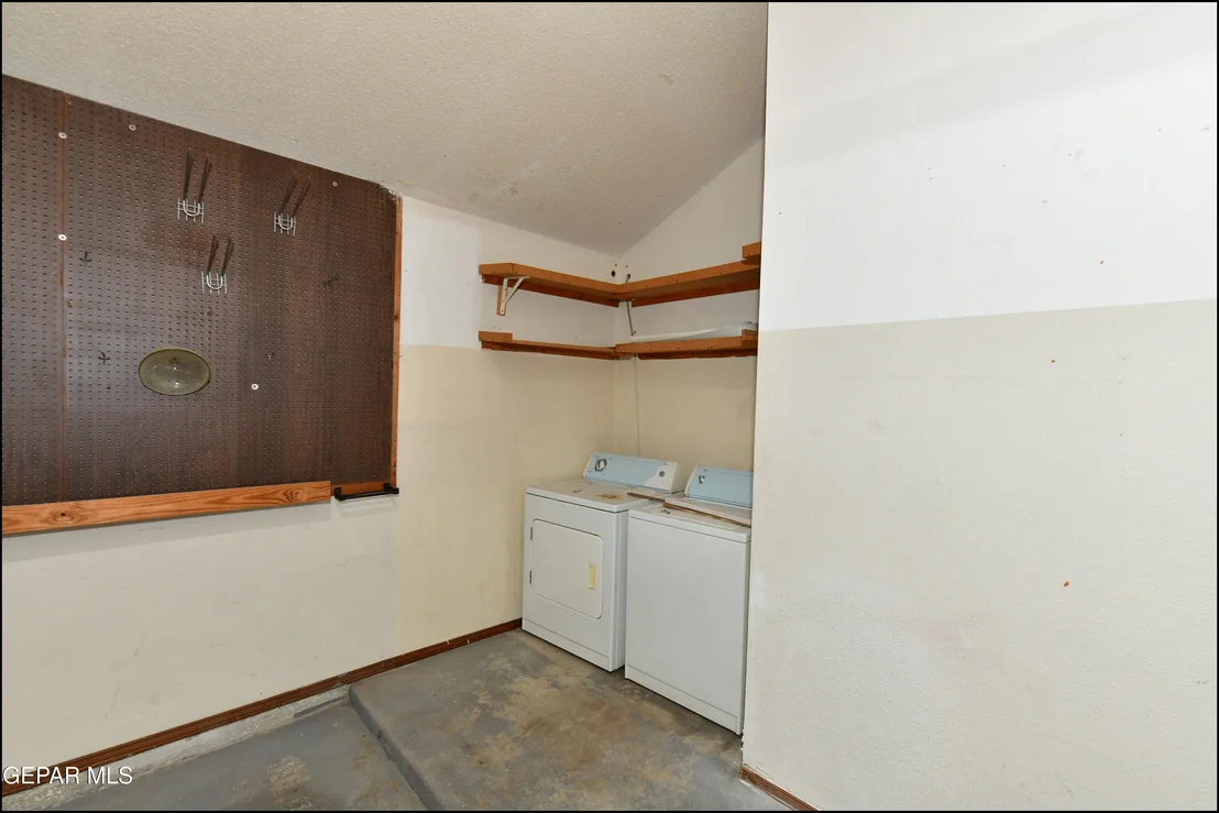 Photo of 208 ARISANO Drive